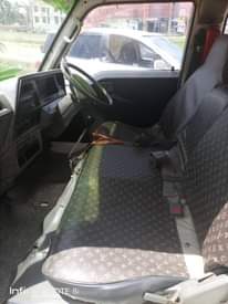 A picture of Nissan caravan iyo unawasha unaondoka Injin diesel Gia manyu 0672032056