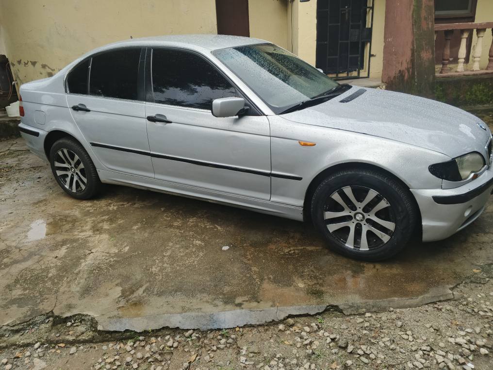 A picture of BMW coja