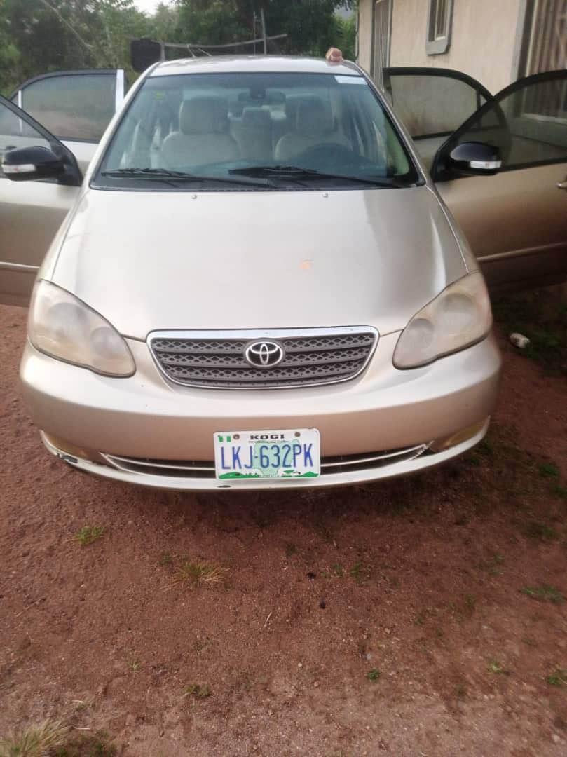 A picture of Toyota Corolla 2006