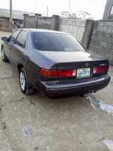 A picture of Toyota Camry big light