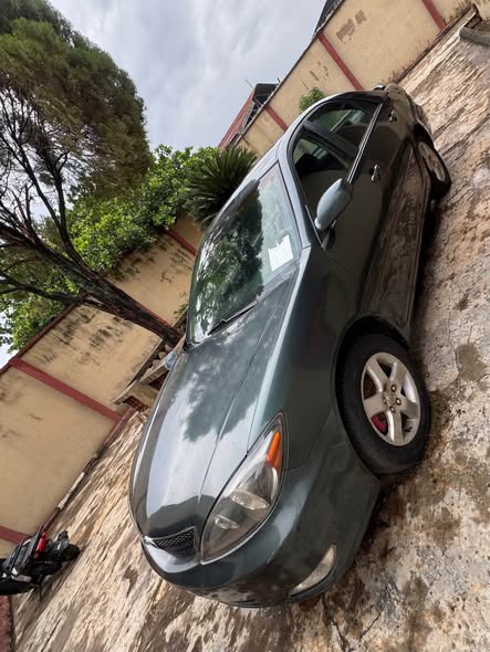 A picture of Toyota Camry 04 Pure First Body Engine gear and air