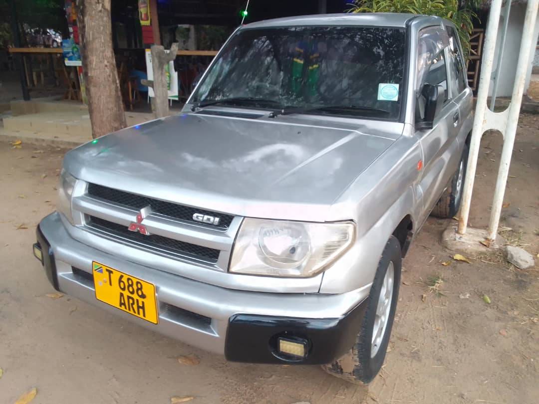 A picture of Pajero min