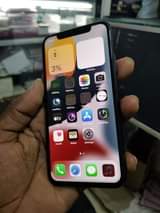A picture of 64gb iPhone x no face ID