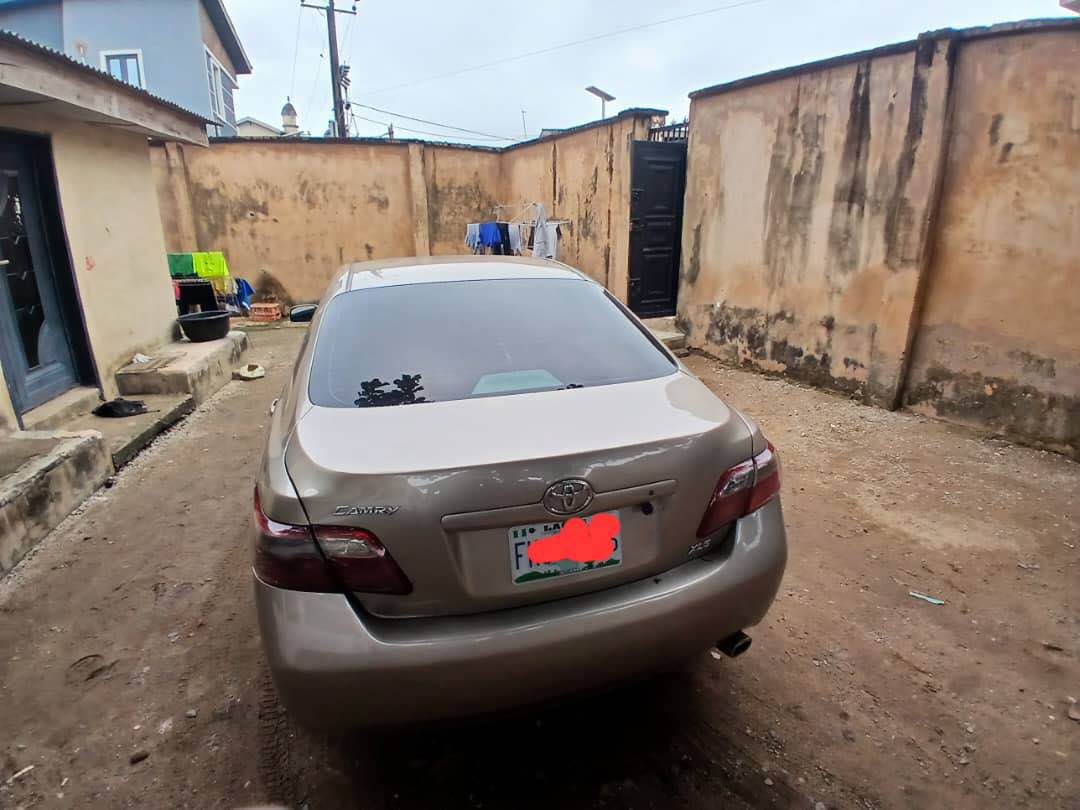 A picture of Toyota Camry 200808065180809