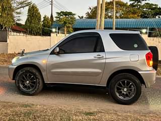 A picture of TOYOTA RAV4