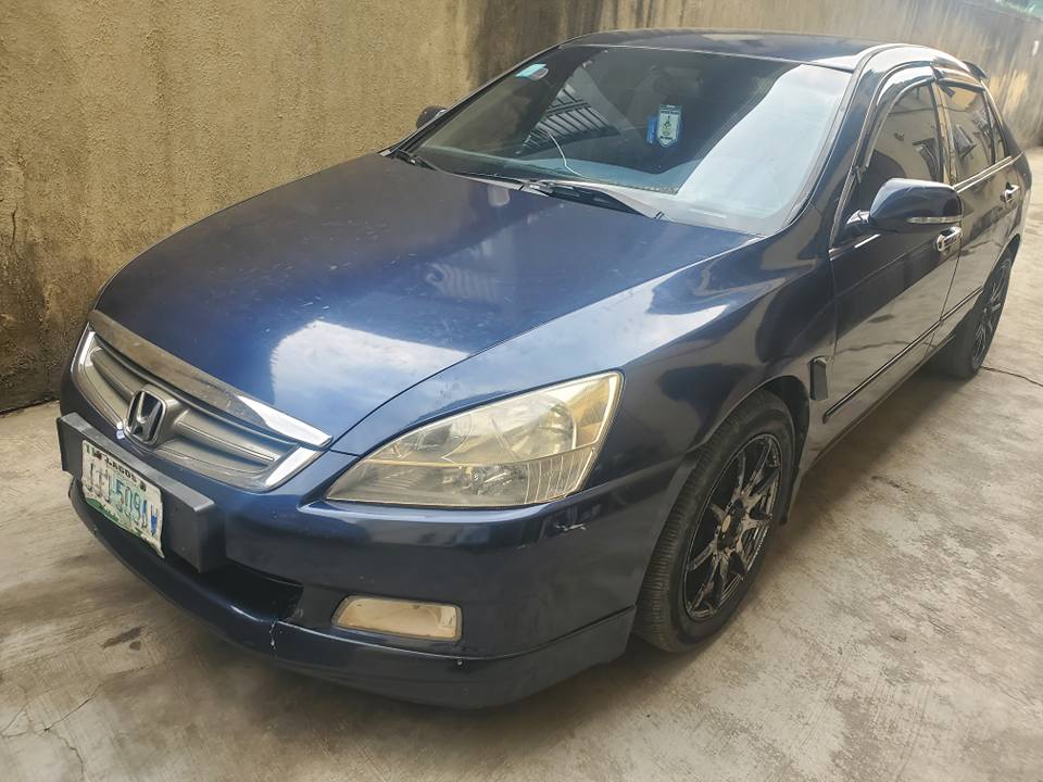 A picture of Honda accord 2006 v4