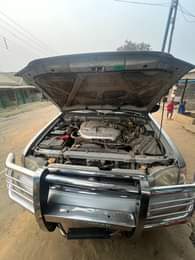 A picture of NISSAN PATHFINDER JEEP. FOUR WHEEL DRIVE. AUXILIARY GEAR FOUR ALLOYED