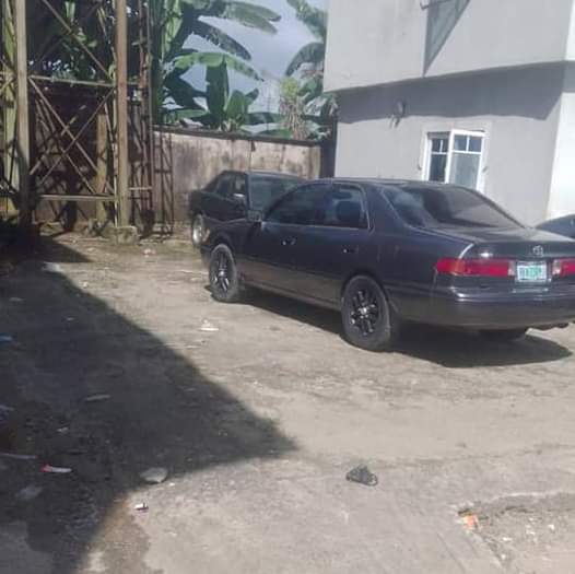 A picture of Toyota Camry drop light v6