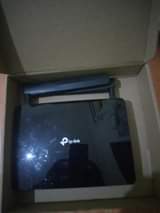 A picture of TP Link TL MR6400 Wifi Router