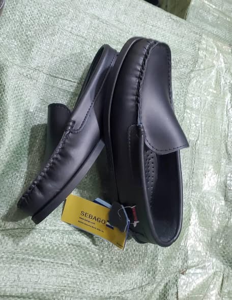 A picture of Casual simple shoes for men