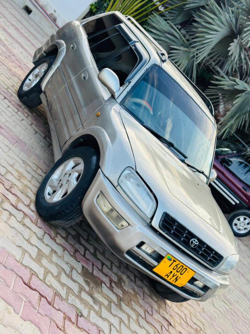 A picture of Nauza Toyota Rav4 Nzuri 6.8Ml Dar 0777967873