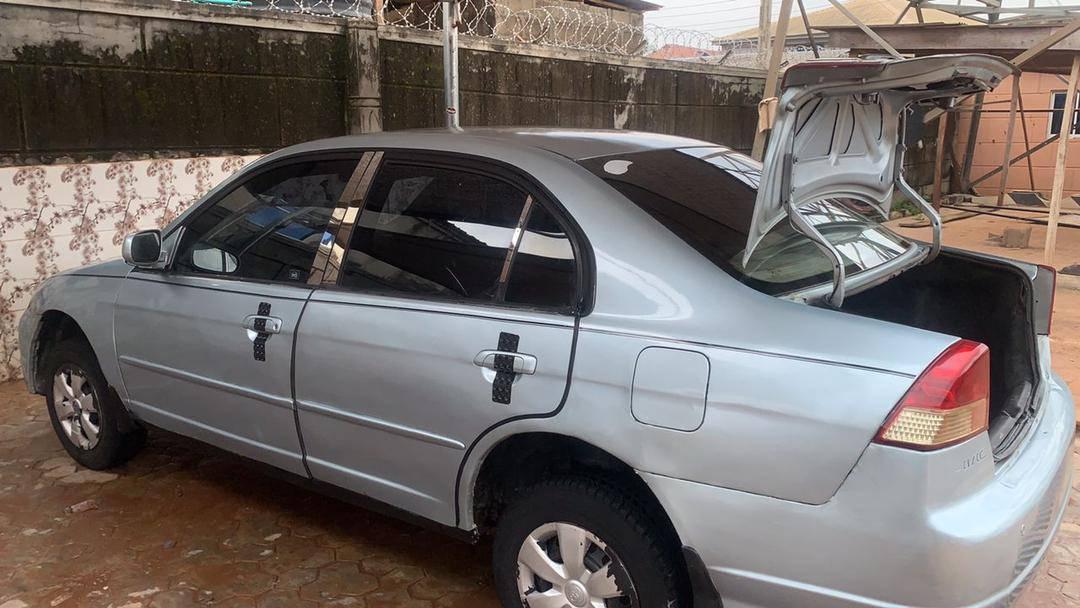 A picture of Honda civic 2005