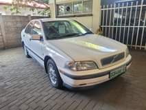 volvo s40