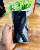 A picture of Samsung note 9