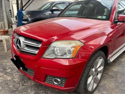 A picture of Pristine clean registered 2010 Mercedes Benz GLK 350.
