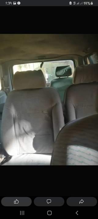 A picture of Peugeot 806