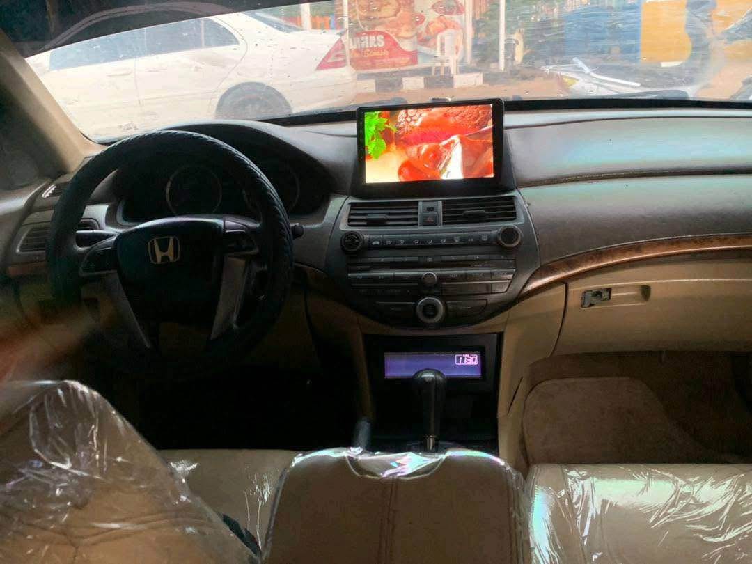 A picture of Honda accord full 2011 Call 08108649176