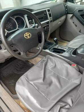 A picture of 2003 model Toyota 4RUNNER Used by a foreigner Pure first