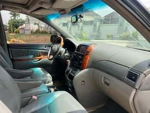A picture of NIGERIAN USED TOYOTA SEINNA 2008 MODEL AT KADUNA 3 4