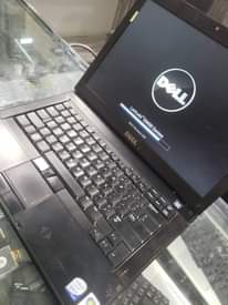 A picture of Dell latitude e6400