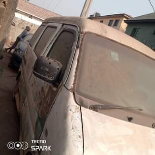 A picture of Mini bus