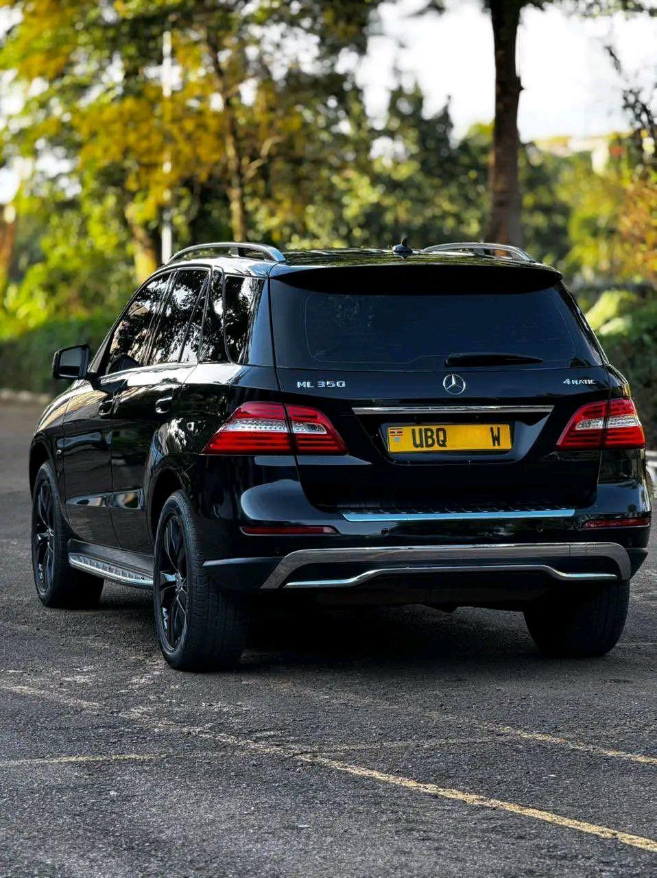 A picture of MERCEDES BENZ 4MATIC PETROL