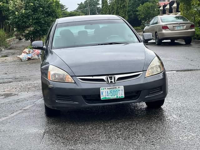 A picture of Honda Accord DC 2007 model
