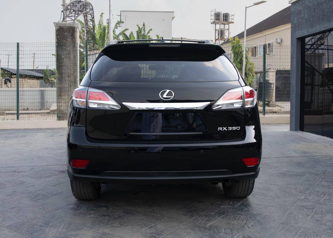 A picture of Lexus RX350