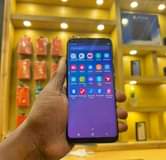 A picture of Samsung s8