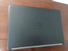 A picture of DELL Latitude E5470. Core i5 2.5GHz 8GB RAM windows 11