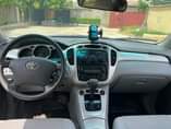A picture of NEATLY USED TOYOTA HIGHLANDER 2007 MODEL WITH ORIGINAL PAPERS AC