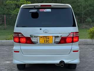 A picture of TOYOTA ALPHARD EB 20.8M