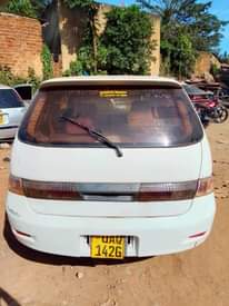 A picture of 1998 Toyota 1998