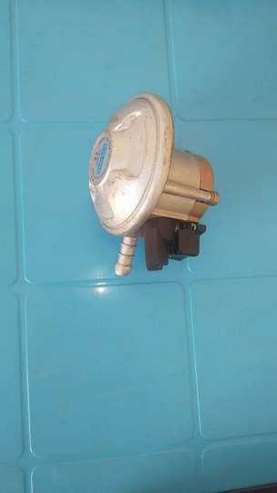 A picture of High and low pressure gas regulator
