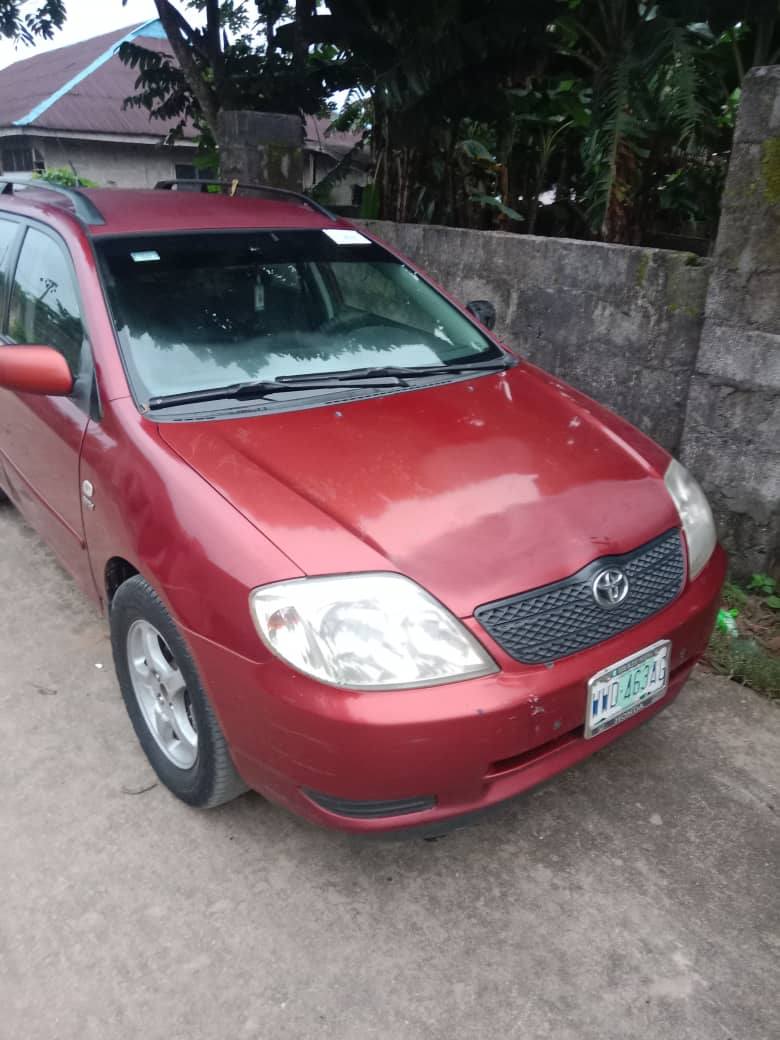 A picture of Toyota Corolla 2005 Wagon