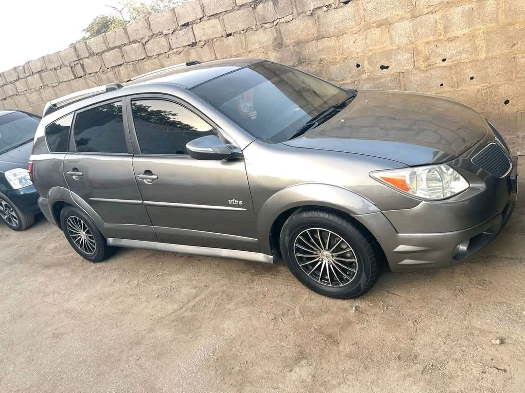 A picture of Pontiac vibe