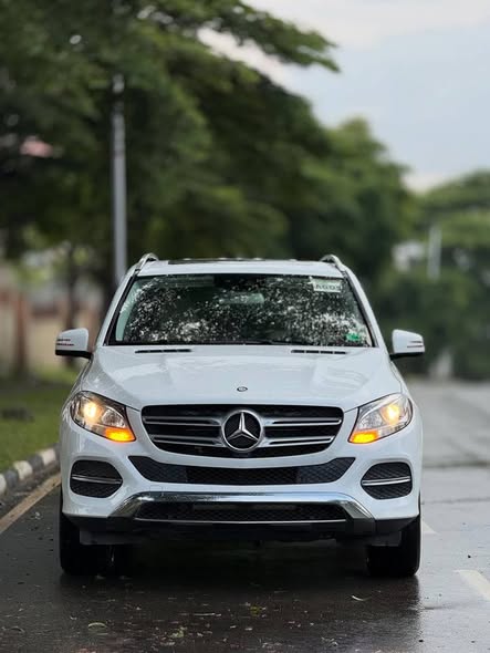 A picture of MERCEDES BENZ GLE350 2017 MODEL