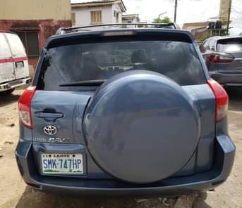 A picture of IF YOU LIKE STILL WASTE YOUR MONEY ON TOKS OO