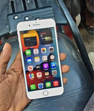 A picture of I phone 7 pLus Gb 128