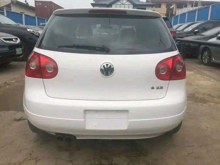 A picture of Volkswagen golf 5