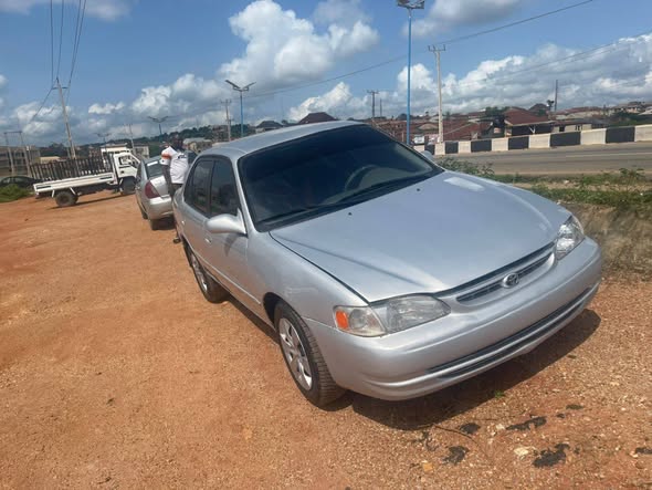 A picture of Toyota Corolla okerejuowoelo