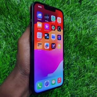 A picture of I Phone 14