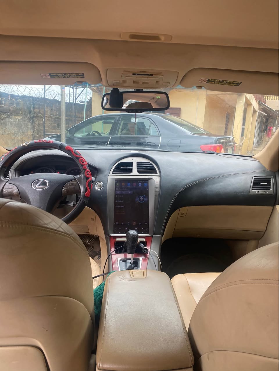 A picture of Lexus ES 350