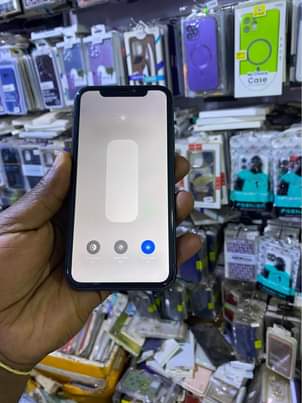 A picture of Iphone11