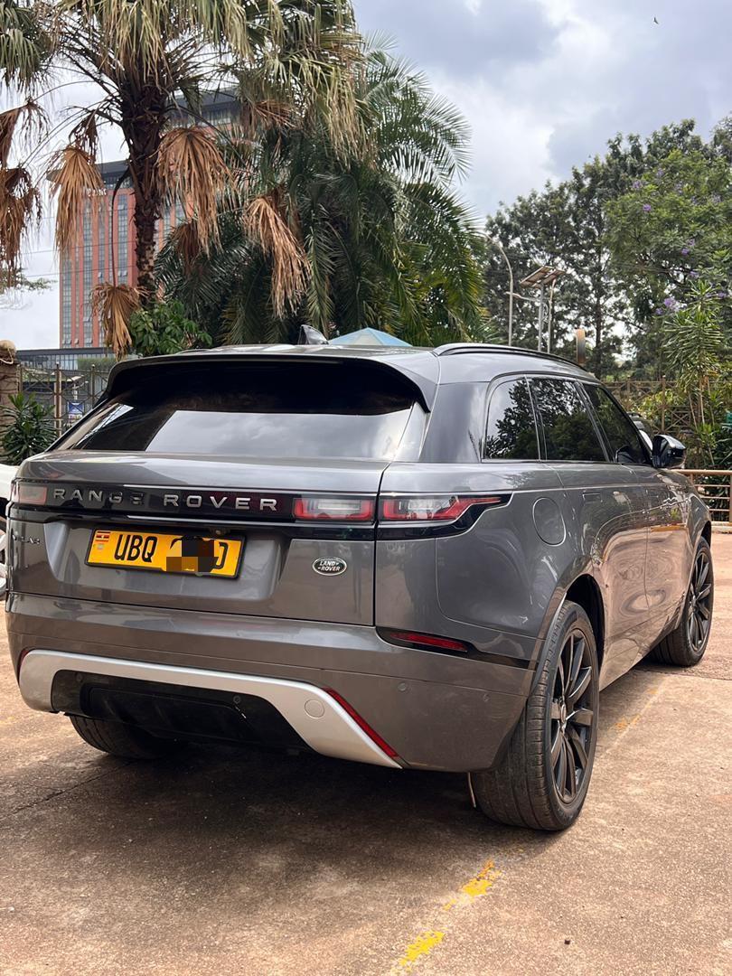 A picture of 2017 Rangerover velar