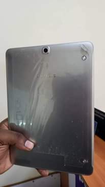 A picture of Galaxy tab s2