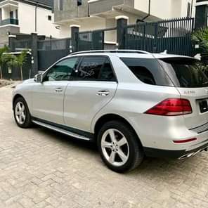 A picture of FOREIGN USED 2016 MERCEDES BENZ GLE350 FULL OPTION Panoramic roof