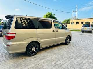 A picture of TOYOTA ALPHARD CALL0678682698 MWAKA 2004 ENGINE 2AZD FULL DOCOMENT FULL