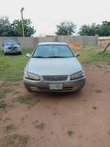 A picture of 2001 Toyota Camry