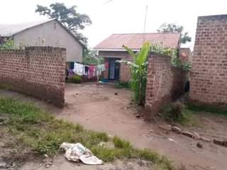 A picture of HOUSE FOR SALE IN NAKASEKE SEMUTO KIREMA TOWN LOAN SALES
